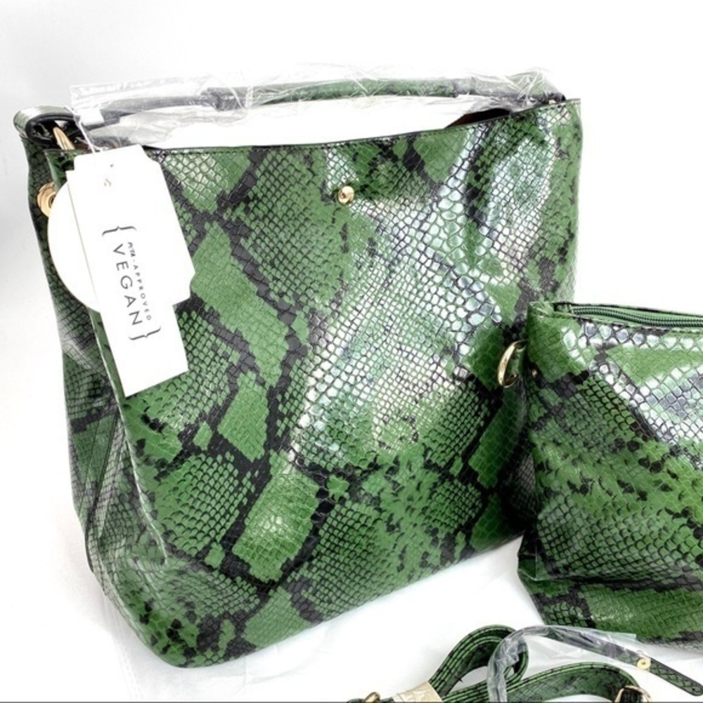 Python Snake Skin 2-in-1 Shoulder Bag - Picture 3 of 10